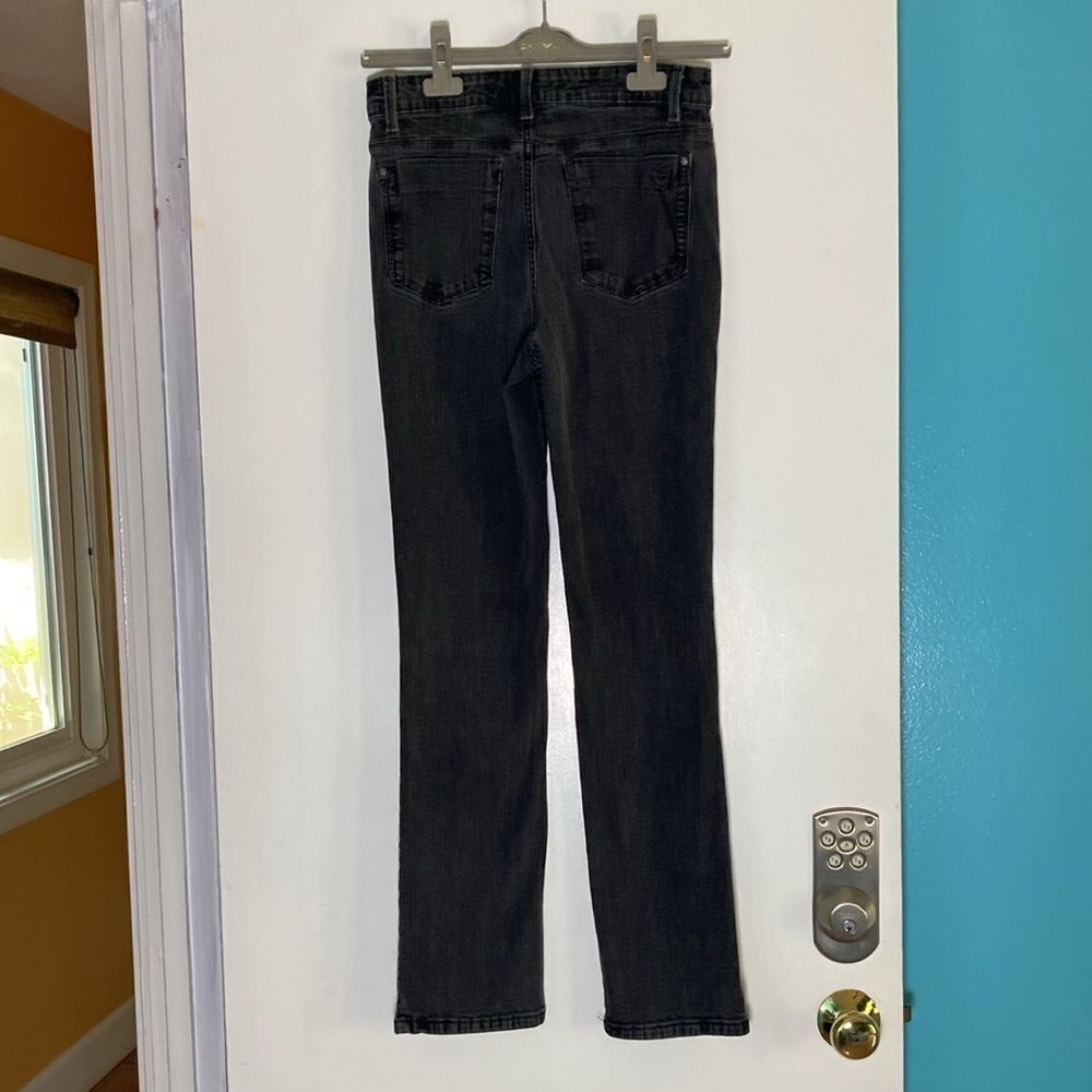 Gloria Vanderbilt “The Perfect Fit” Black Wash Straight Leg Jeans Marked 8 Fit 4